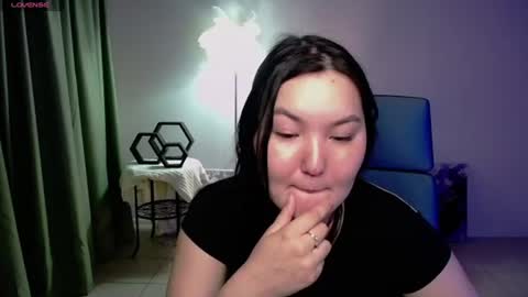 Camila online show from 06-19-26, 12:09