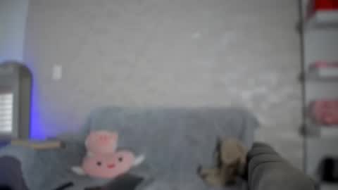 Snapshot of aurora_monroe_ chatting on 02-07-26, 03:05 Aurora online show from 02-07-26, 03:05