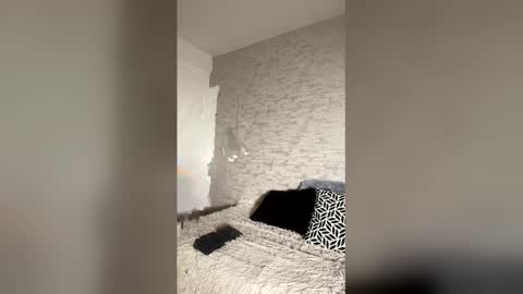 Snapshot of aurora_monroe_ chatting on 03-02-26, 02:03 Aurora online show from 03-02-26, 02:03