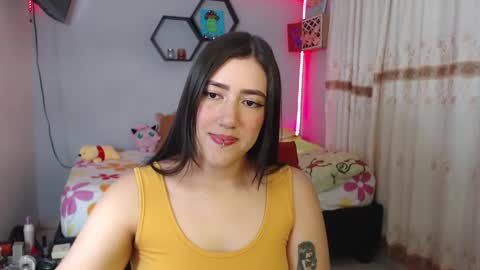 Snapshot of aurora_shy_ chatting on 02-08-25, 04:36 Aurora  online show from 02-08-25, 04:36