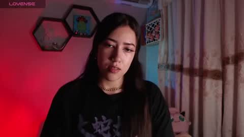 Snapshot of aurora_shy_ chatting on 06-24-26, 09:08 Aurora online show from 06-24-26, 09:08