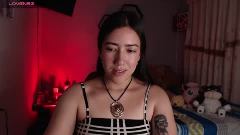 Snapshot of aurora_shy_ chatting on 07-02-26, 03:23 Aurora online show from 07-02-26, 03:23