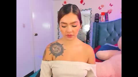 aurora_sky9 online show from 02-25-26, 12:09