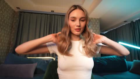 Aurora online show from 01-28-25, 06:16