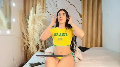 Snapshot of auroraa_ricci chatting on 03-12-26, 12:22 Aurora Ricci online show from 03-12-26, 12:22