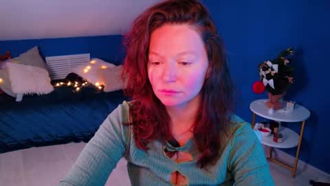 auroraborealis__ online show from 01-11-26, 06:51