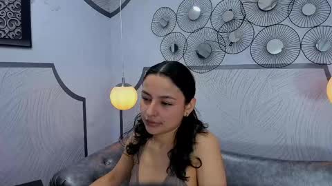 AuroraGracce online show from 04-21-26, 11:38