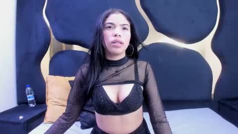aurorahoney32 online show from 04-29-26, 08:59