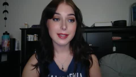 Snapshot of auroralightz1 chatting on 10-19-25, 01:17 auroralightz1 online show from 10-19-25, 01:17