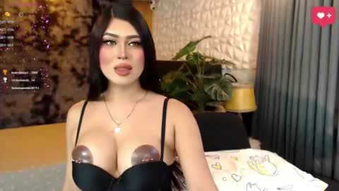 K E L L Y online show from 07-31-26, 02:00