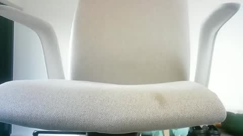 Snapshot of aussie5892 chatting on 01-07-25, 01:38 Justin online show from 01-07-25, 01:38