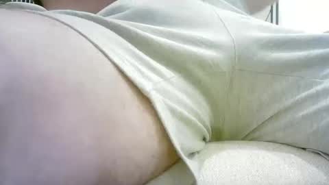 Snapshot of aussie5892 chatting on 01-28-25, 09:30 Justin online show from 01-28-25, 09:30