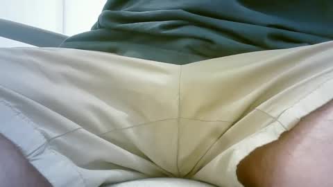 Snapshot of aussie5892 chatting on 01-29-25, 08:51 Justin online show from 01-29-25, 08:51