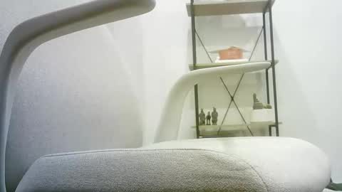 Snapshot of aussie5892 chatting on 02-08-25, 09:35 Justin online show from 02-08-25, 09:35