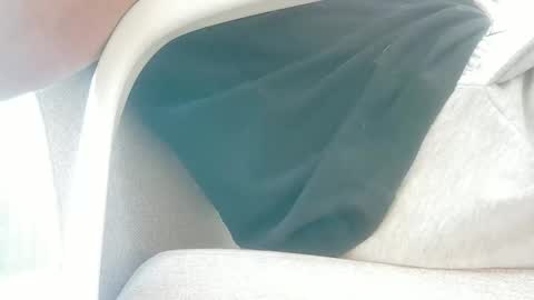 Snapshot of aussie5892 chatting on 03-12-25, 07:13 Justin online show from 03-12-25, 07:13