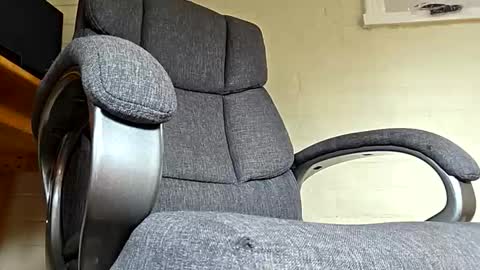 aussie_dadbod90 online show from 02-19-26, 06:53