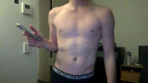 aussieblondetwink online show from 04-24-26, 07:55
