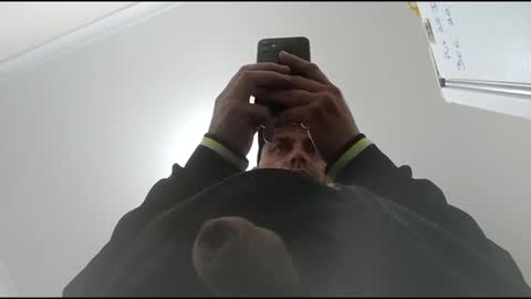 Snapshot of aussiecok6969 chatting on 05-05-26, 04:59 aussiecok6969 online show from 05-05-26, 04:59