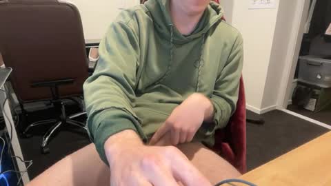 aussiedill_1 online show from 07-11-26, 05:54