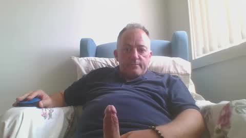 Snapshot of aussiesydguy chatting on 10-30-25, 02:02 chatbateaussie online show from 10-30-25, 02:02