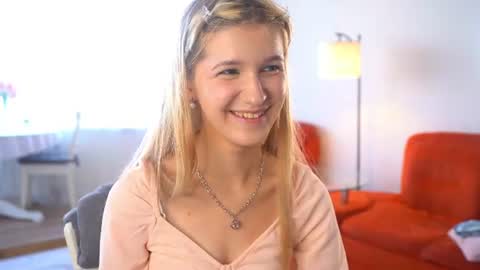 Snapshot of austinokelley chatting on 07-23-26, 04:21 Anabel online show from 07-23-26, 04:21