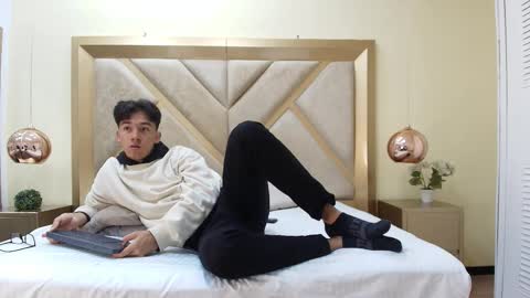 austinreeds online show from 10-30-25, 12:28