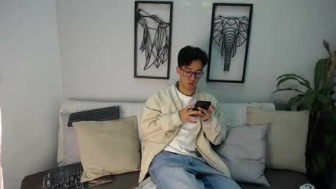 austinreeds online show from 11-16-25, 12:44