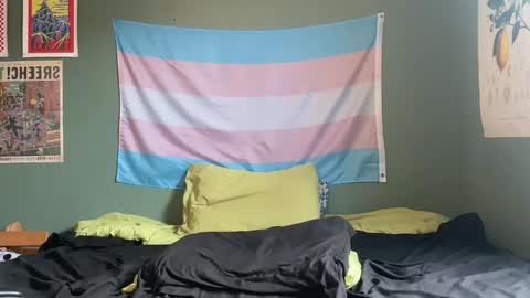 Autumn Loves You online show from 02-13-26, 08:05