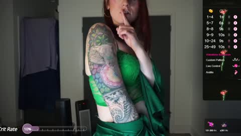 Snapshot of autumnnights chatting on 12-03-24, 10:51   online show from 12-03-24, 10:51