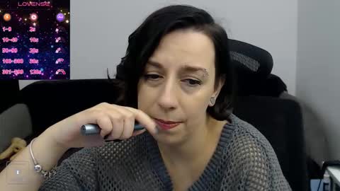 Snapshot of autumnopal chatting on 10-08-25, 10:40 AutumnOpal online show from 10-08-25, 10:40