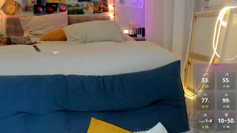 Snapshot of ava_athena chatting on 10-03-25, 07:11 Ava online show from 10-03-25, 07:11