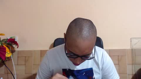 Snapshot of ava_f0xy chatting on 06-08-26, 01:28 Ava Jordana online show from 06-08-26, 01:28