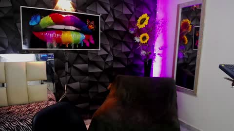 ava online show from 12-20-24, 03:10