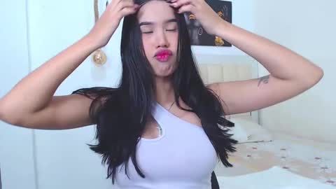 ava online show from 02-21-25, 03:32