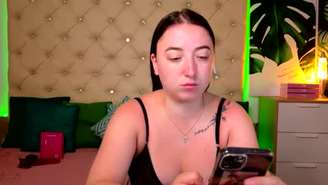 Ava online show from 05-26-26, 04:52