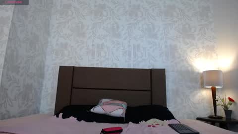 Snapshot of ava_raye chatting on 05-26-26, 06:59 Ava online show from 05-26-26, 06:59