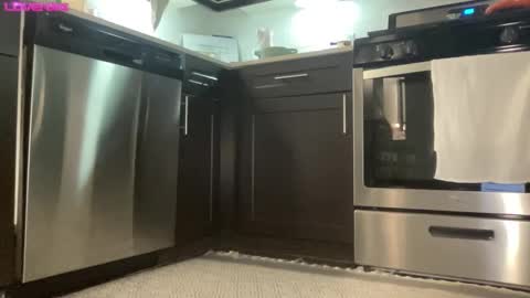 Snapshot of avabradley chatting on 12-11-24, 03:56 Ava . Support my channel by using my affiliate link to make your account  Thanks  online show from 12-11-24, 03:56