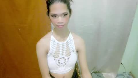 avacadaxcx online show from 10-15-25, 01:39