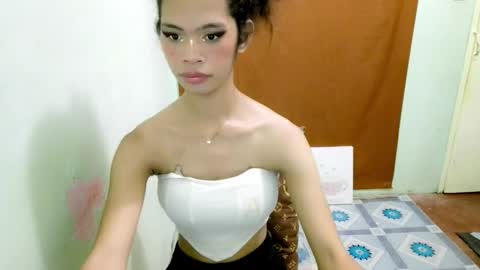 avacadaxcx online show from 10-24-25, 10:39