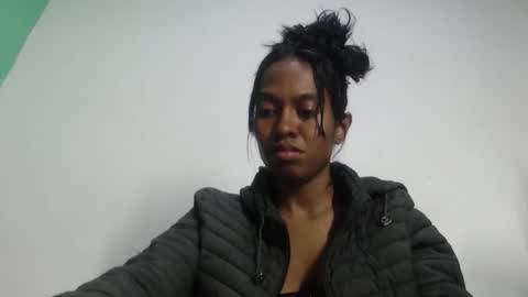 avalericherrycm101 online show from 11-05-25, 09:48