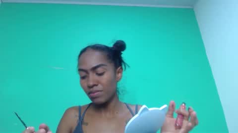 avalericherrycm101 online show from 11-12-25, 11:25