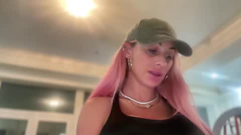 AvalonnFoxx online show from 12-16-24, 06:10