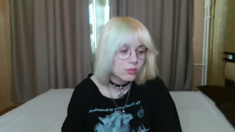 avaobierne online show from 06-05-26, 06:20