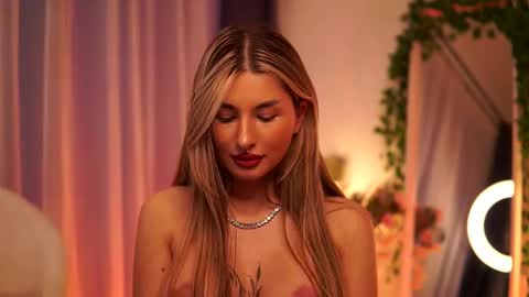 Carina online show from 02-25-25, 04:46