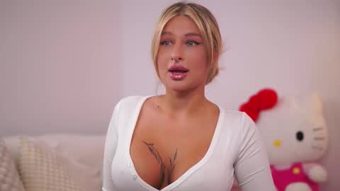 Carina online show from 09-12-25, 08:20