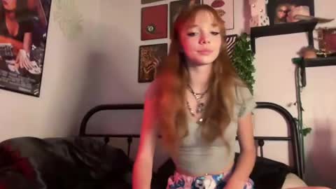 avaxlee online show from 07-08-26, 02:16