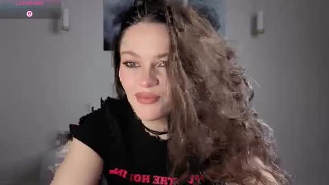 Aveline online show from 05-20-26, 06:36