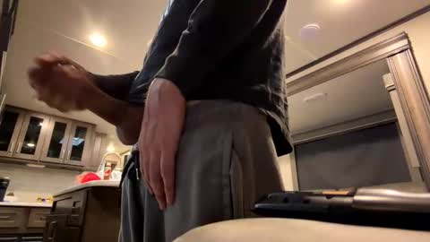 Snapshot of average210 chatting on 03-31-26, 12:01 average210 online show from 03-31-26, 12:01