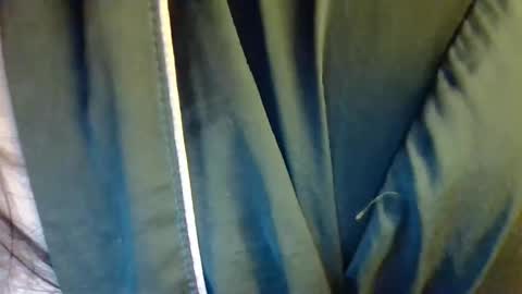 Snapshot of average_girl222 chatting on 01-13-25, 07:11 raven blue online show from 01-13-25, 07:11
