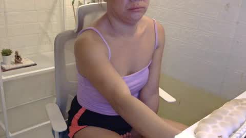 Rhian online show from 06-15-26, 04:47